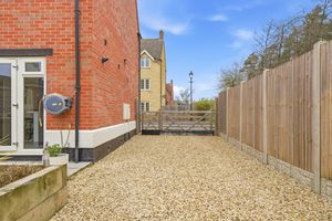 Photo 24- click for photo gallery